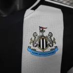 Newcastle United Heimtrikot (Spielerausführung) 2024/25 – Bild 5