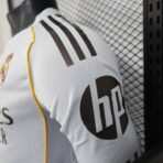Real Madrid Fußball-Heimtrikot, Spielerausführung, Langarm, Saison 25/26 - Image 7