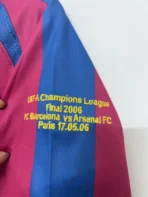 2005/06 Barcelona Retro-Heimtrikot mit langen Ärmeln, UCL-Edition - Imagen 5