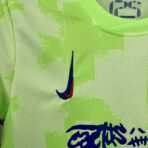 Barcelona Ausweichtrikot „Travis Scott Edition“ für Kinder und Jugendliche, Fußballtrikot, Größe 24–25 - Immagine 3