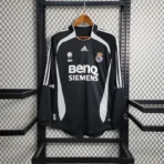 06-07 Real Madrid Auswärts-Retro-Trikot mit langen Ärmeln - Image 11