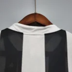 Newcastle Retro-Trikot (Heim), langärmelig, 1995/97 - Image 7
