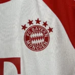 23–24 Kinder-Heimtrikot-Set des FC Bayern München - Image 4