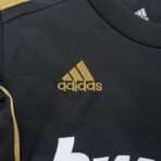 Real Madrid 11-12 Auswärts-Retro-Kinder-Fußballtrikot - Image 5