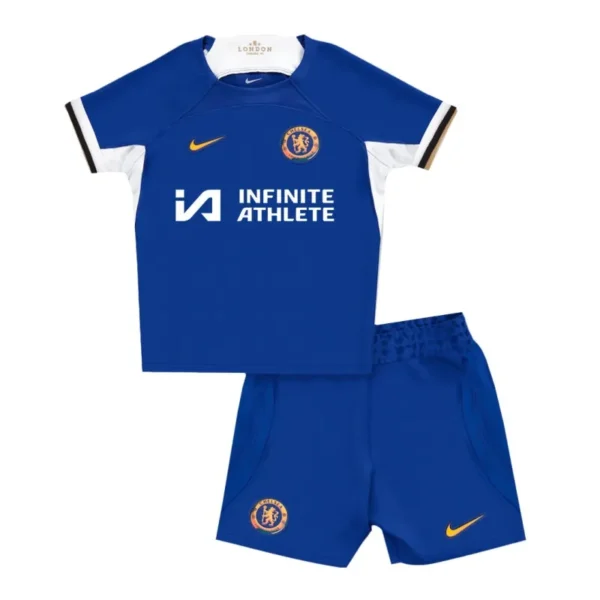 Kinder-Trikot und -Shorts im Chelsea-Heimtrikot-Design 2023–24