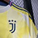 Juventus Auswärts-Replica-Trikot 24–25 – Bild 6