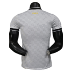 Real Madrid Weißes Fußballtrikot, Sonderedition 2025/26, Spieler-Version - Image 2