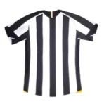 2005-06  Juventus Retro Jersey Home - Image 2