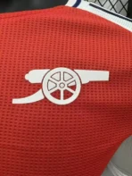 Arsenal Heimtrikot mit langen Ärmeln, Spielerausführung 2024–25 - Imagen 4