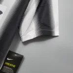 2011-12  Juventus Retro Jersey Home - Image 3