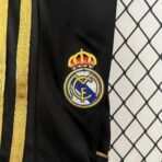 Real Madrid 11-12 Auswärts-Retro-Kinder-Fußballtrikot - Image 11