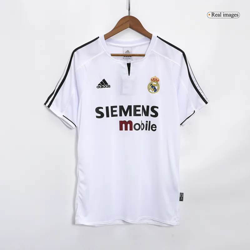 c31e82430d Real Madrid Retro-Heimtrikot 2003/04 - Image 1