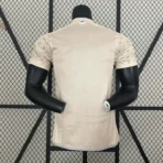 24–25 Juventus – Gucci-Trikot in Sonderausgabe mit gemeinsamem Markenlogo – Bild 9