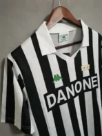 1992--94  Juventus Retro Jersey Home – Bild 6