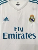 Real Madrid Retro-Heimtrikot mit langen Ärmeln 2017/18 - Immagine 4