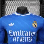 Real Madrid Auswärts-Drittes-Trikot 2025/26 mit langen Ärmeln – Spielerausführung – Bild 3
