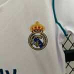 Real Madrid 17/18 Heimtrikot im Retro-Stil für Kinder – Fußballtrikot - Image 4