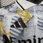 Real Madrid Sonderedition-Trikot, Fußballtrikot, Spieler-Version 25-26 - Imagen 4