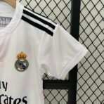 Real Madrid 14-15 Kids Retro Home Kit Cheap Jersey - Image 10