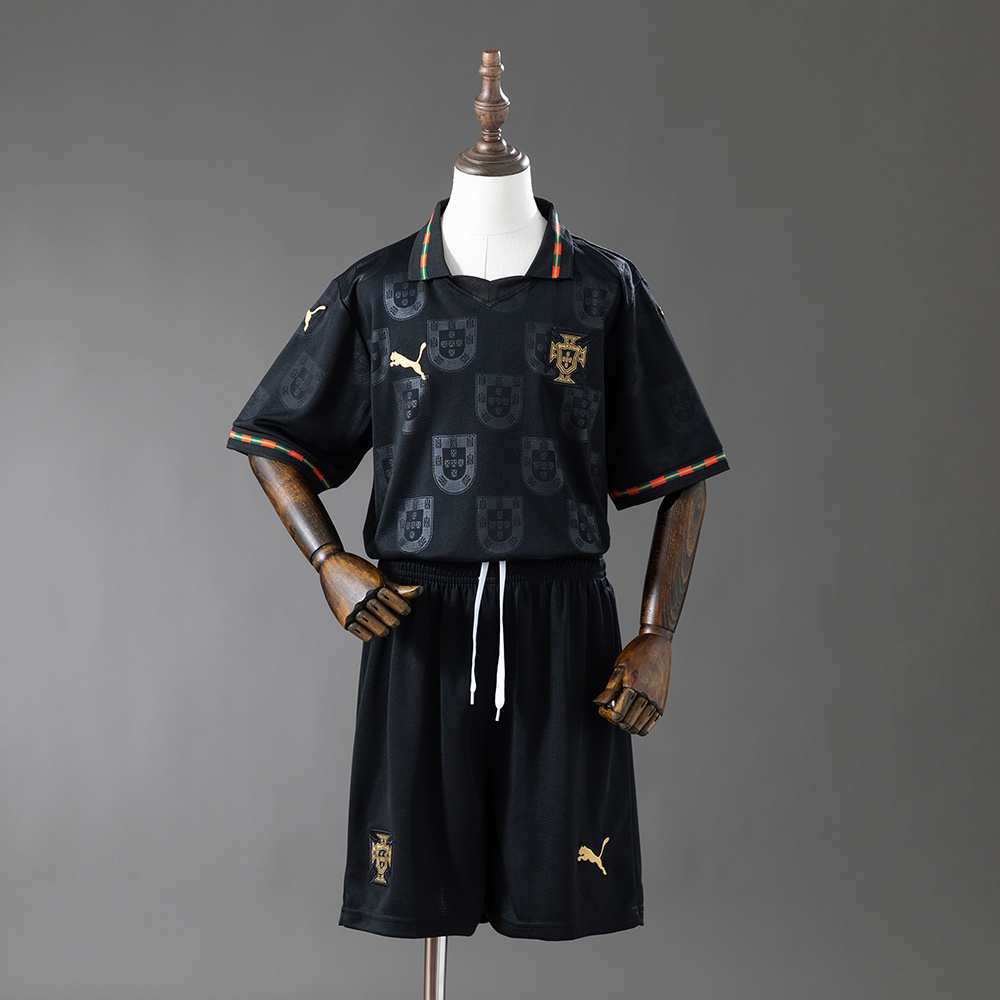 d2a0228a Portugal 2026 Black Kids Kit Jersey Size 16-28 – Bild 1
